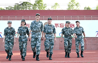国防教育特色班
